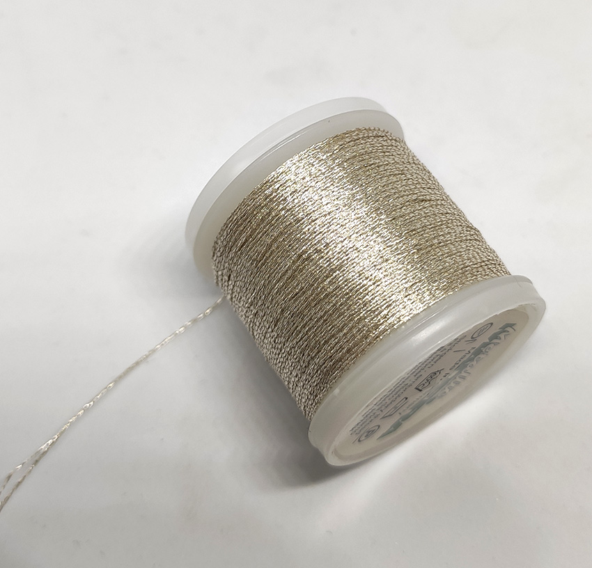 Filo da ricamo  Metallic Madeira SILVER - immagine 2