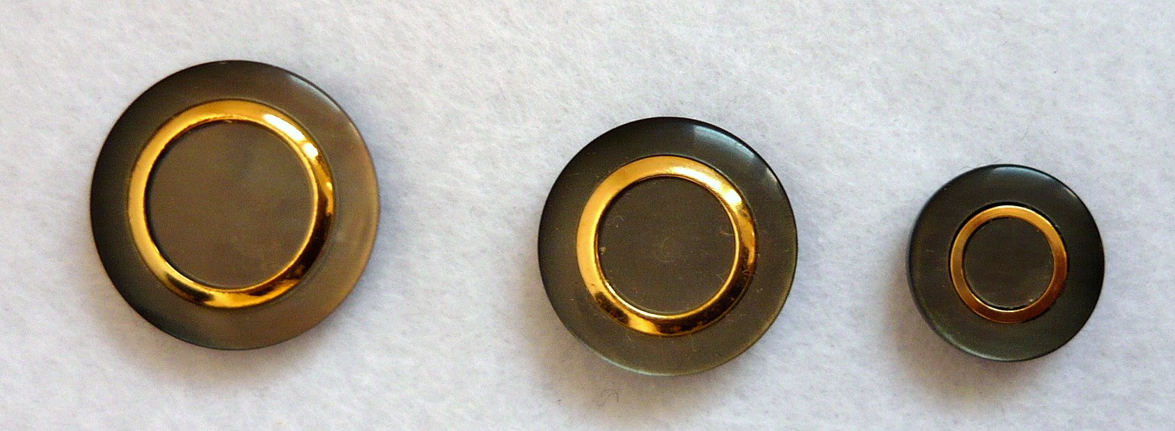 Bottone vintage dei primi anni 70 - immagine 3