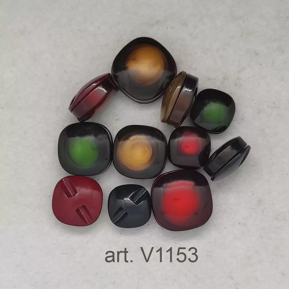 Bottone degli anni 60 dal colore sfumato