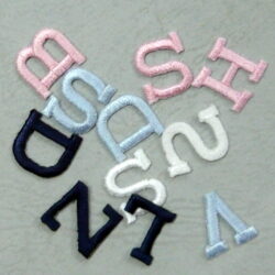 Letterine ricamate termoadesive Marbet