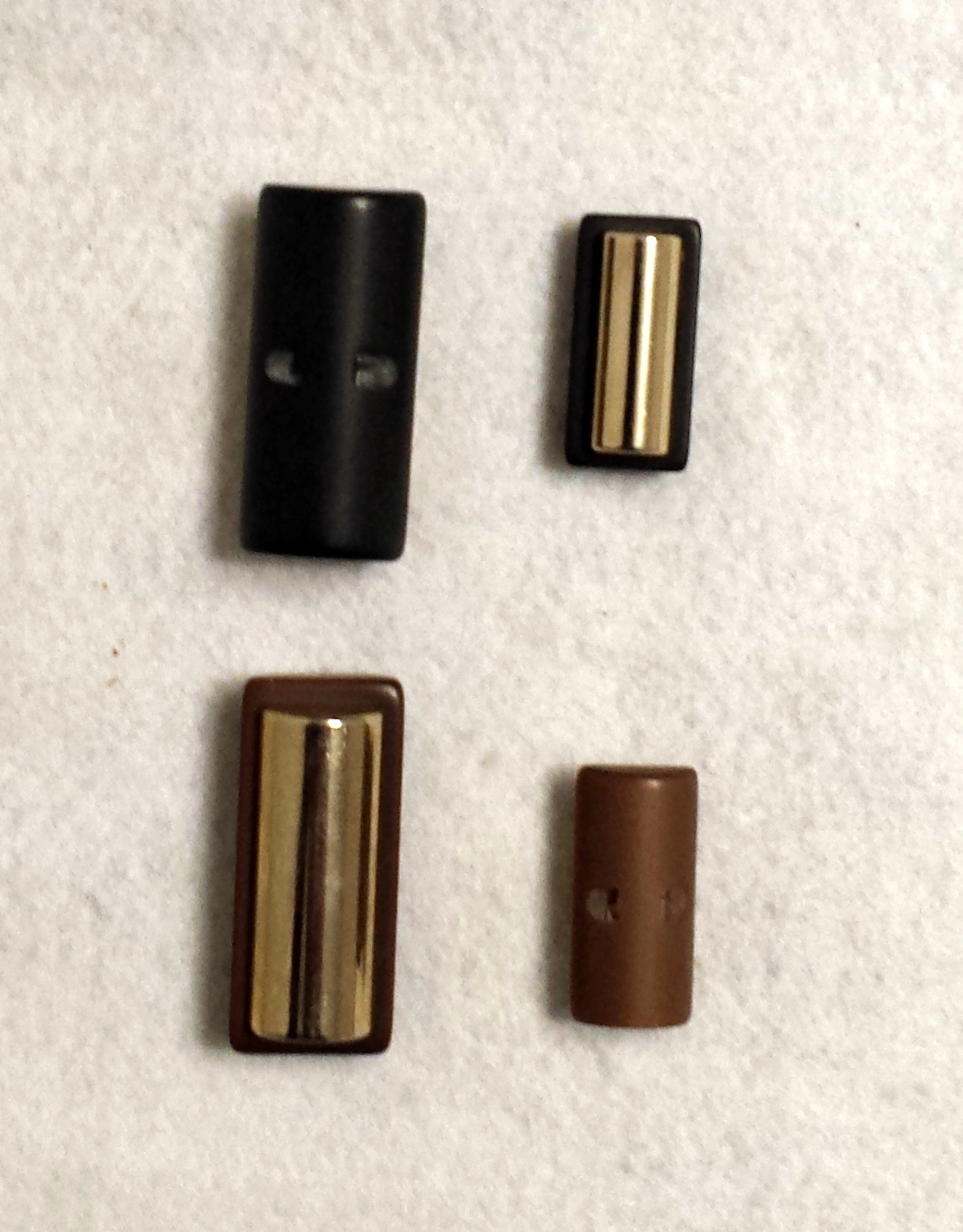 Bottone  rettangolare bombato ( metallo con base in resina) - immagine 3