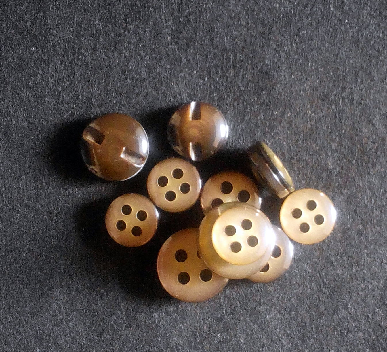 Vintage- Bottone anni 80