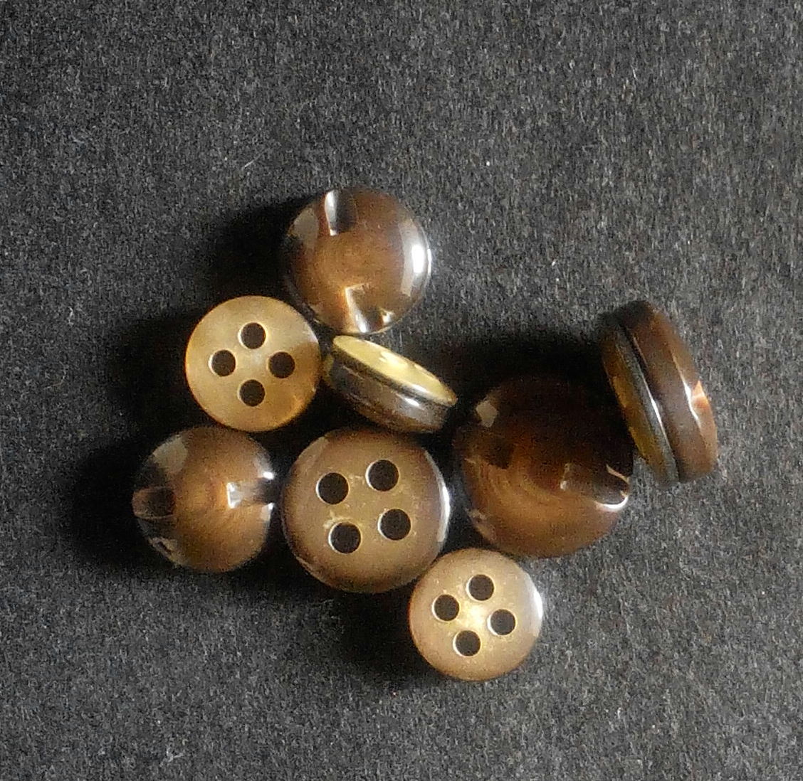 Vintage- Bottone anni 80 - immagine 4