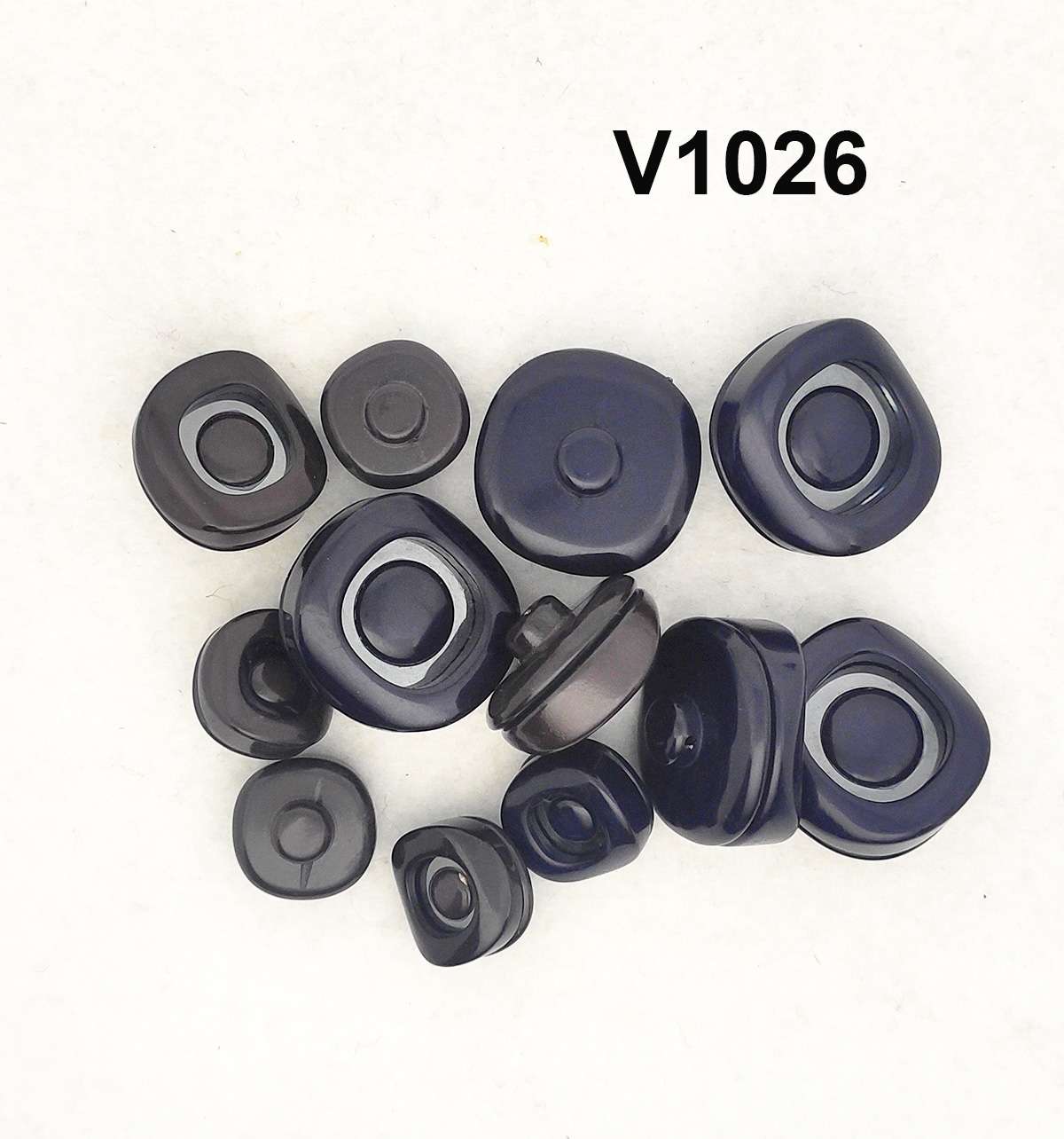 Bottone vecchio (art v1026)