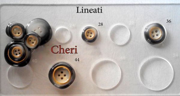 Set bottoni fine anni 60 - immagine 4
