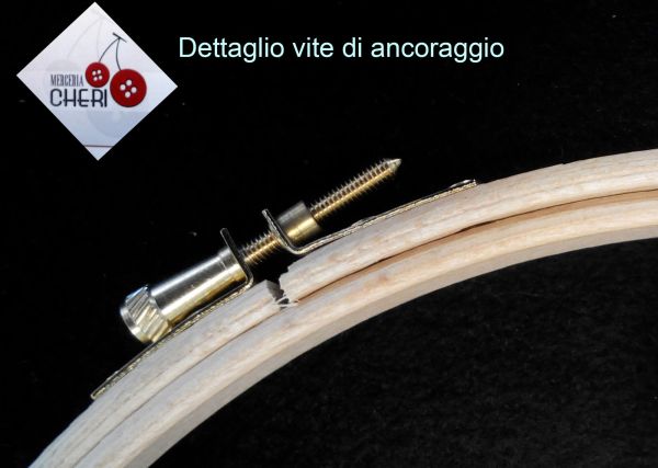 Telaio rotondo in legno per ricamo - immagine 6
