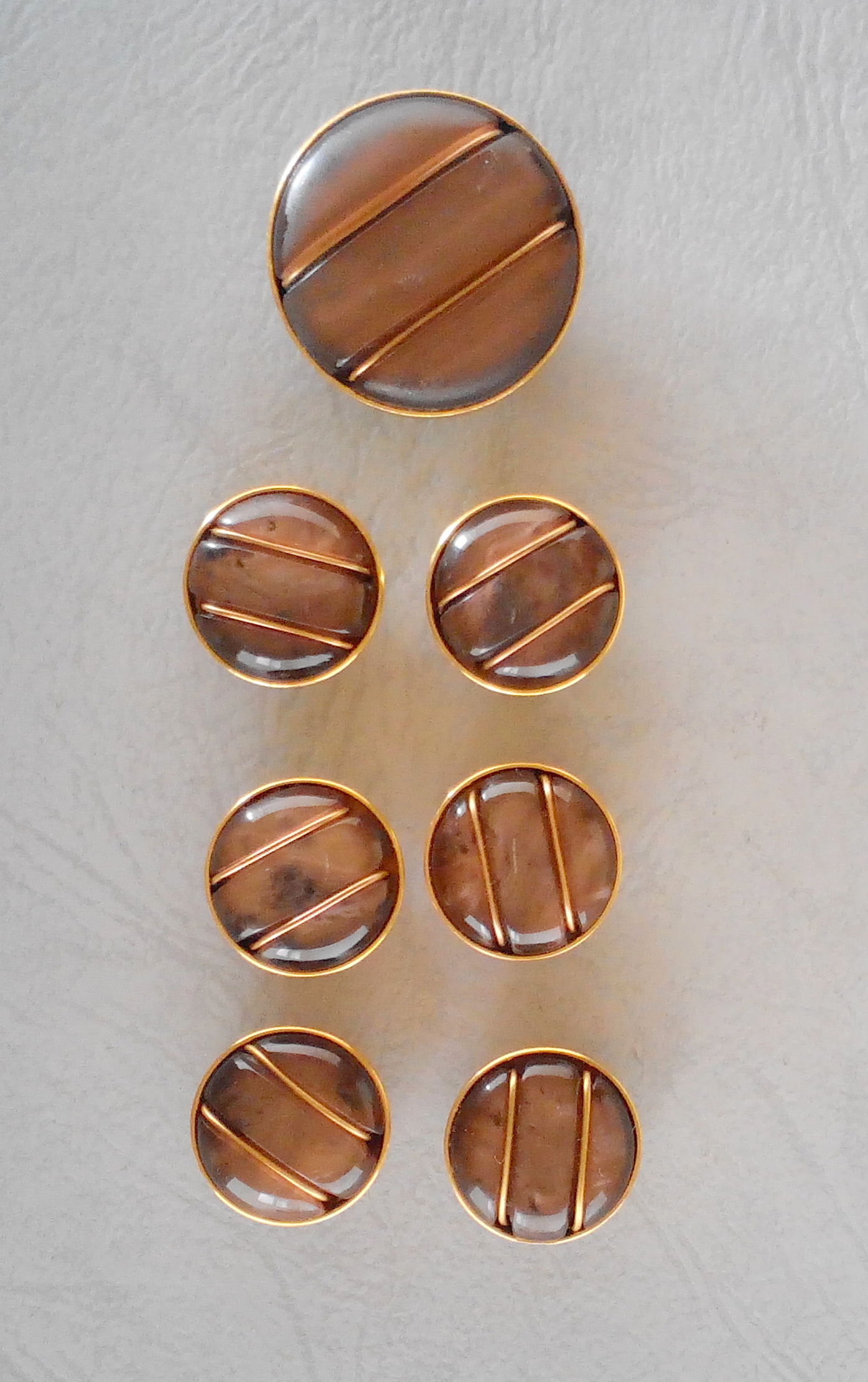 Set 7 bottoni vintage (art. L55) - immagine 3