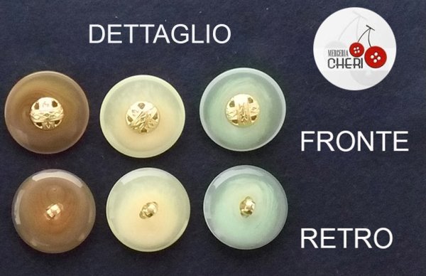 Bottone con dettaglio centrale - immagine 2