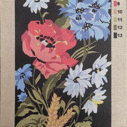 Fiori su sfondo nero cm 19x50