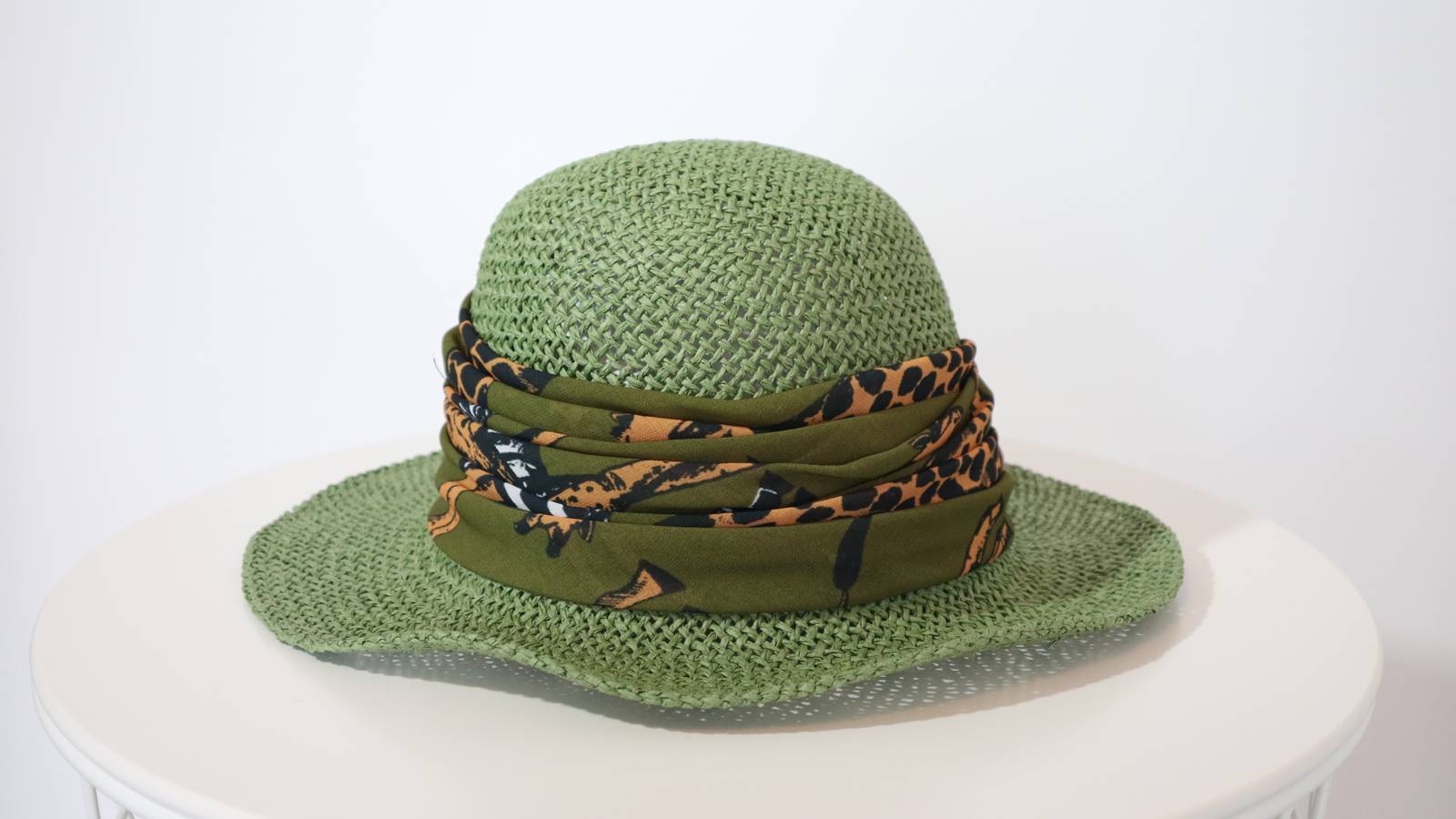 Cappello da spiaggia traforato Verde Salvia - immagine 3