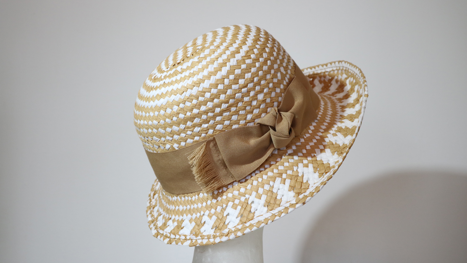 Cappello da passeggiata traforato Paglia con fiocco - immagine 2