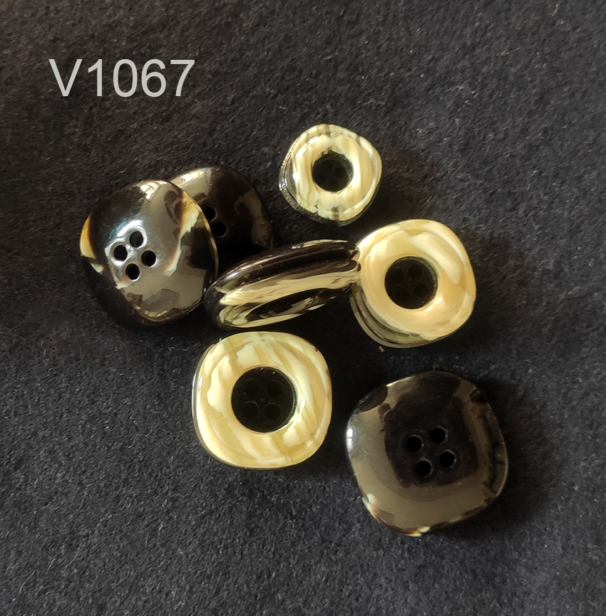 Bottone vintage striati anni 70 - immagine 3