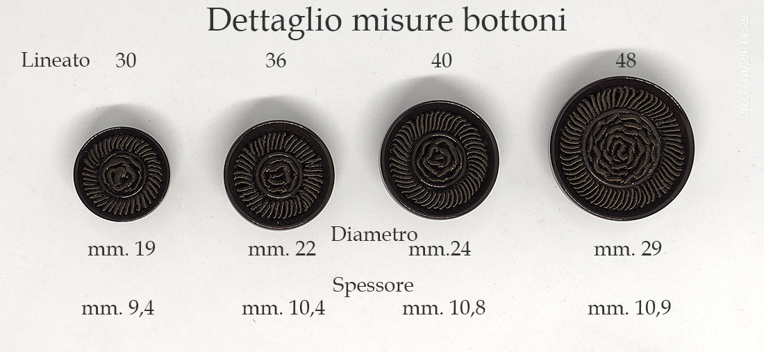 Bottone Vintage con passamaneria - immagine 3