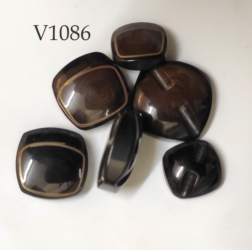 Bottone quadrato dei primi anni 70 - immagine 5