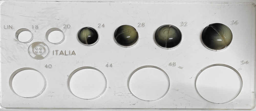 misure Bottone grigio V1078 Bottone grigio V1078