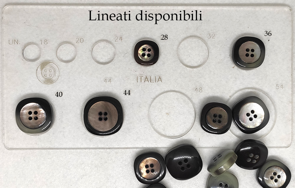 Bottone vintage madre perla tahiti fine anni 70 - immagine 3