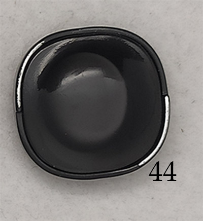 Bottone vintage quadrato anni 70 - immagine 4