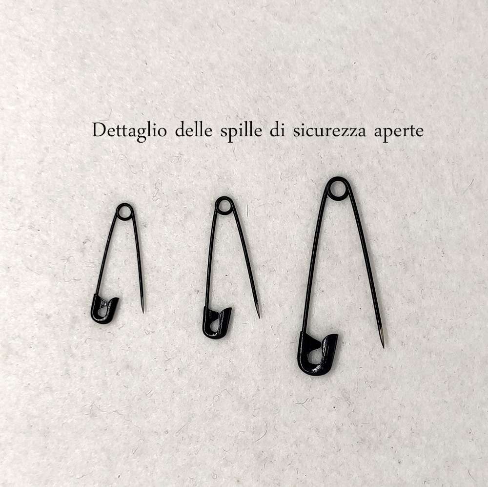 spille di sicurezza nere aperte