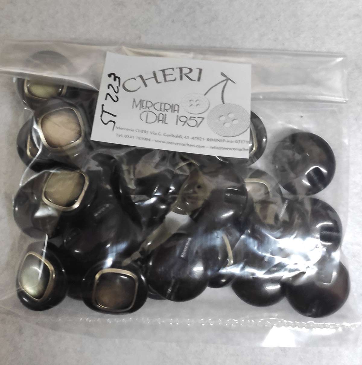 Set di bottoni vintage color marrone grigio - immagine 4