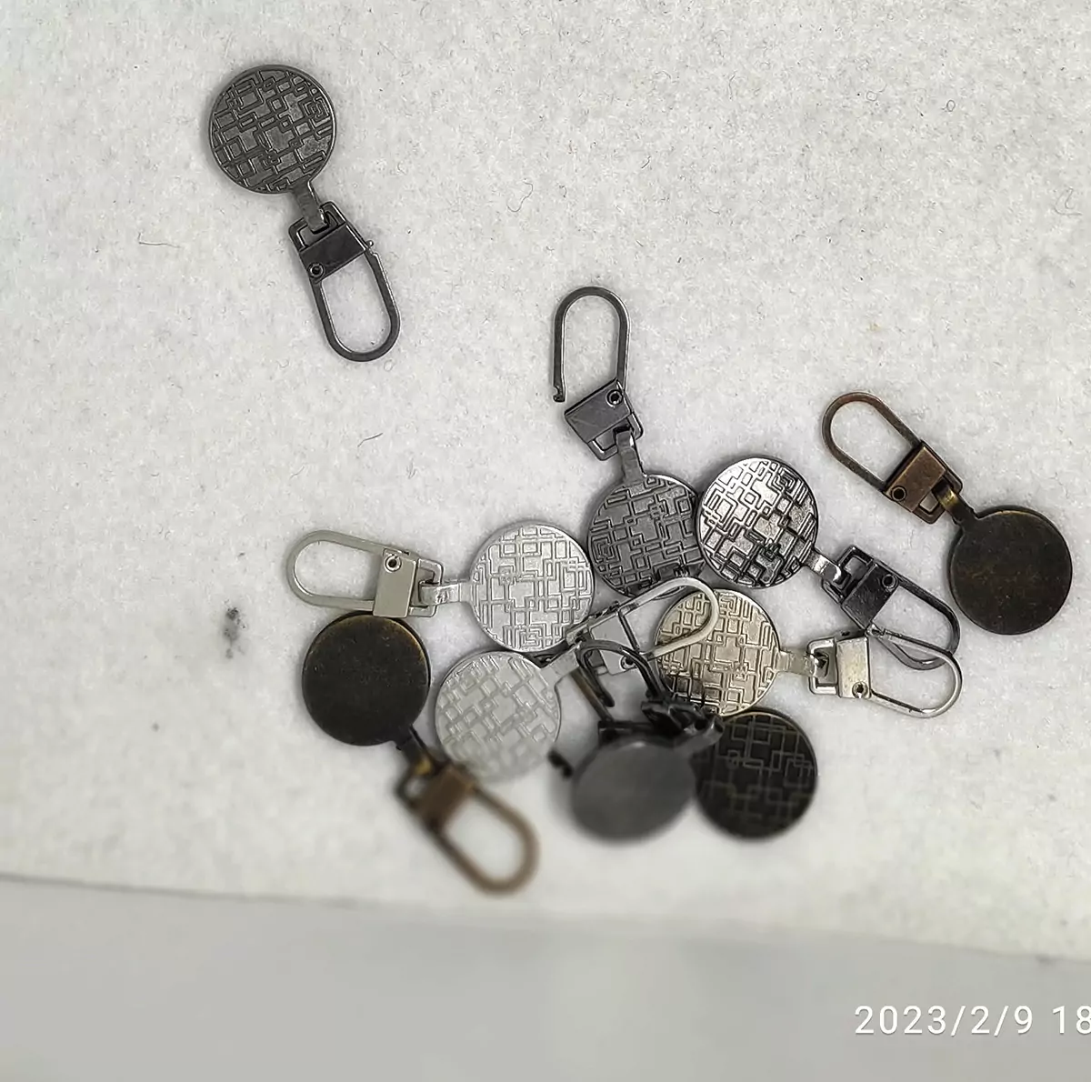 Tiretto standard cursore cerniera zip - immagine 5