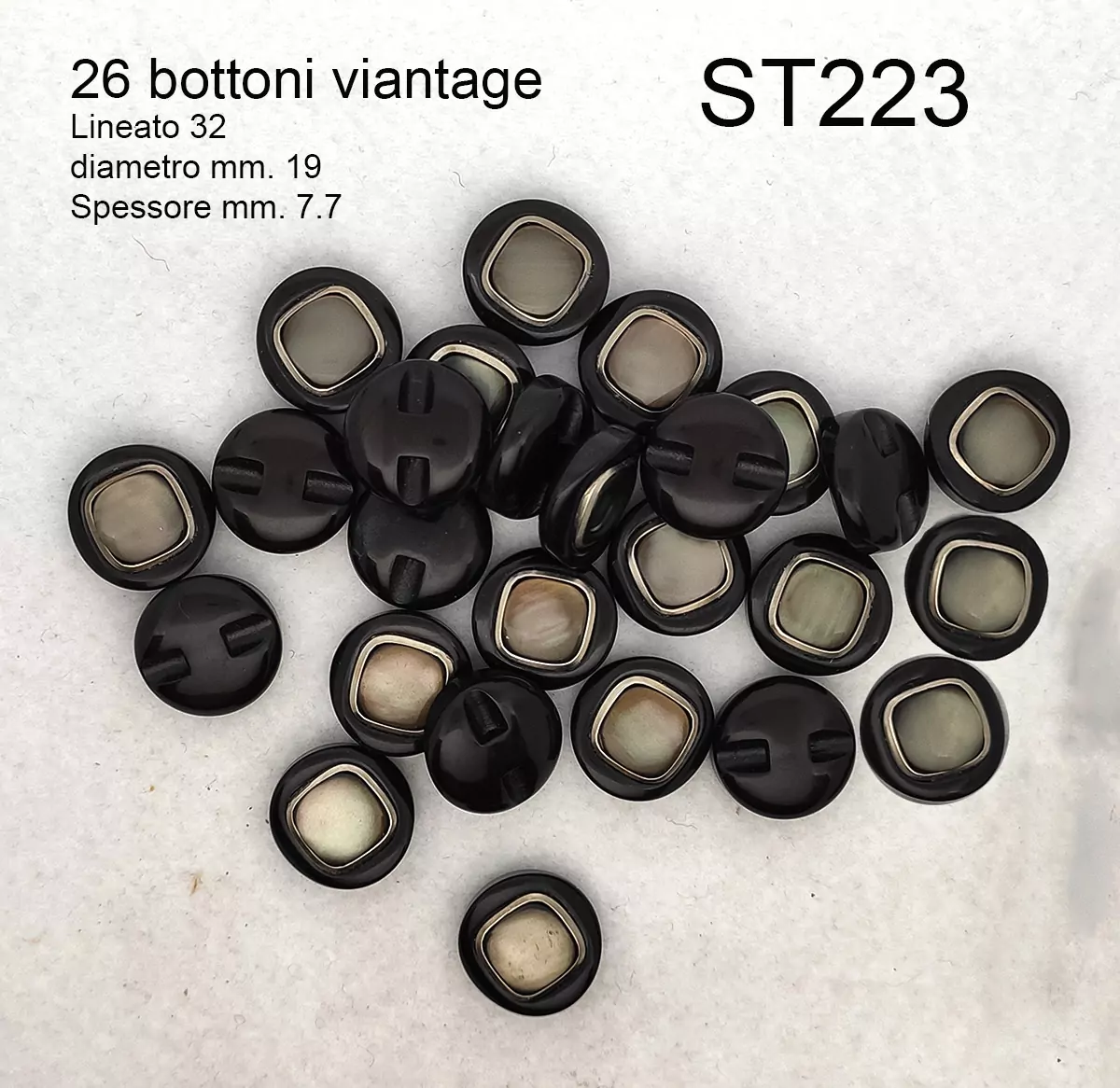 Set di bottoni vintage color marrone grigio