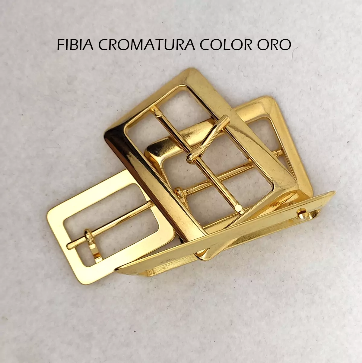 Fibbia in lega metallica cromata color oro