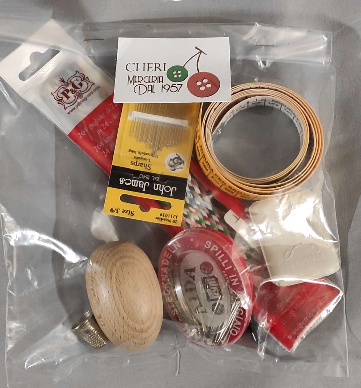 Set di 10 articoli per il cucito - immagine 2