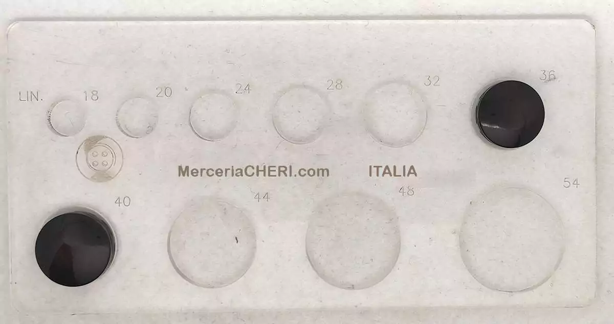 Bottone vintage primi anni 70 - immagine 3