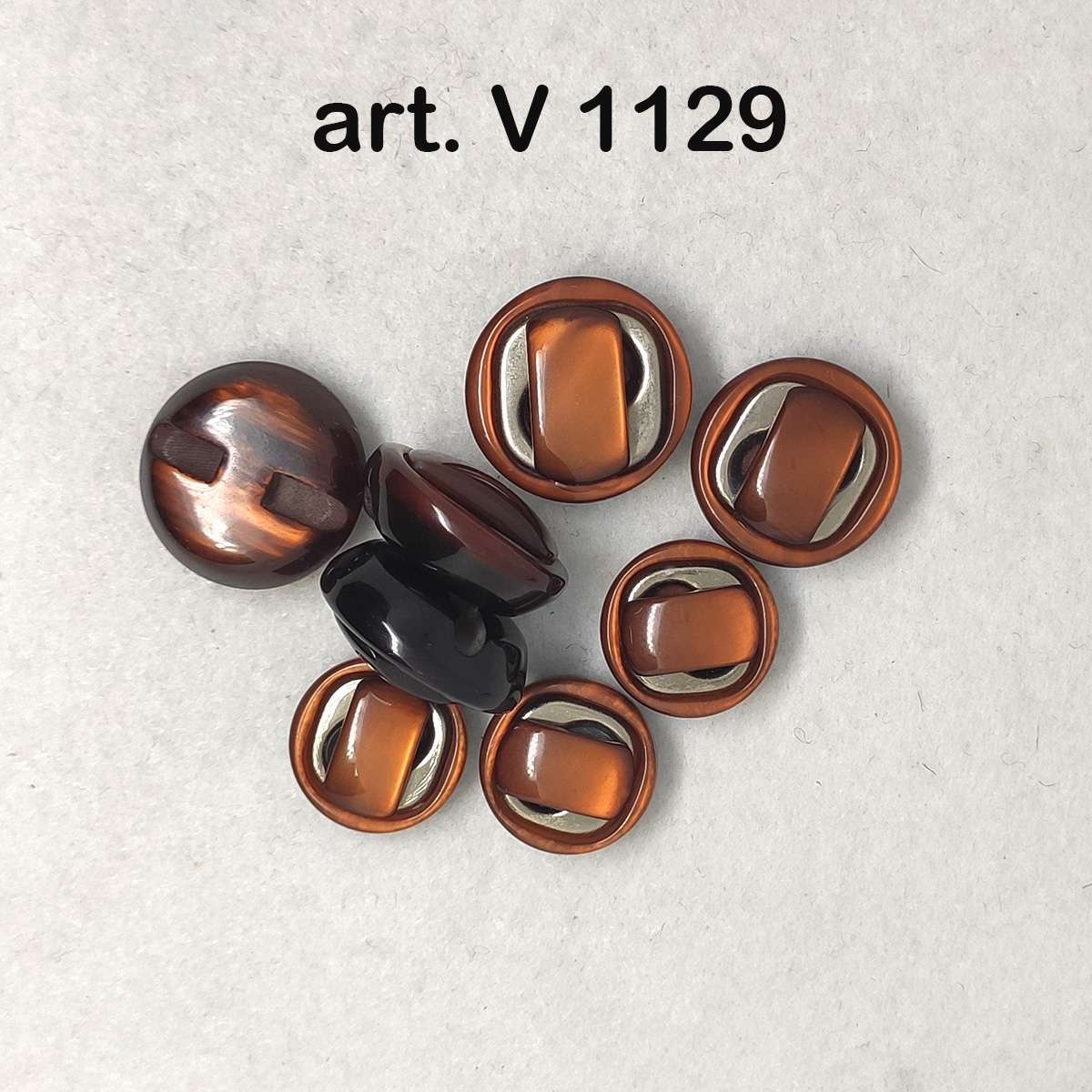 V1129-0.jpg