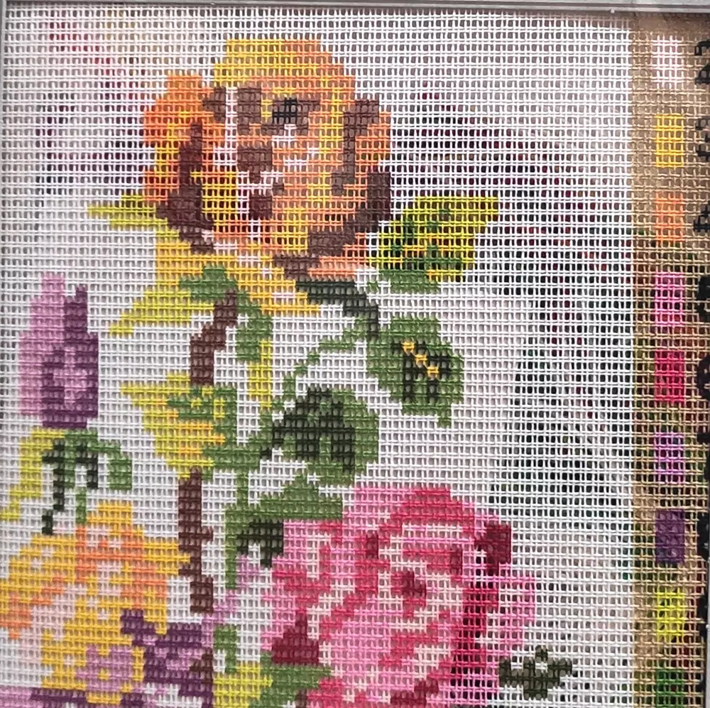 Fiori kit per ricamo a mezzo punto - immagine 3